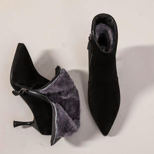 冬季尖头皮毛一体女靴保暖加厚纯羊毛细跟高跟短靴女大棉鞋子小码