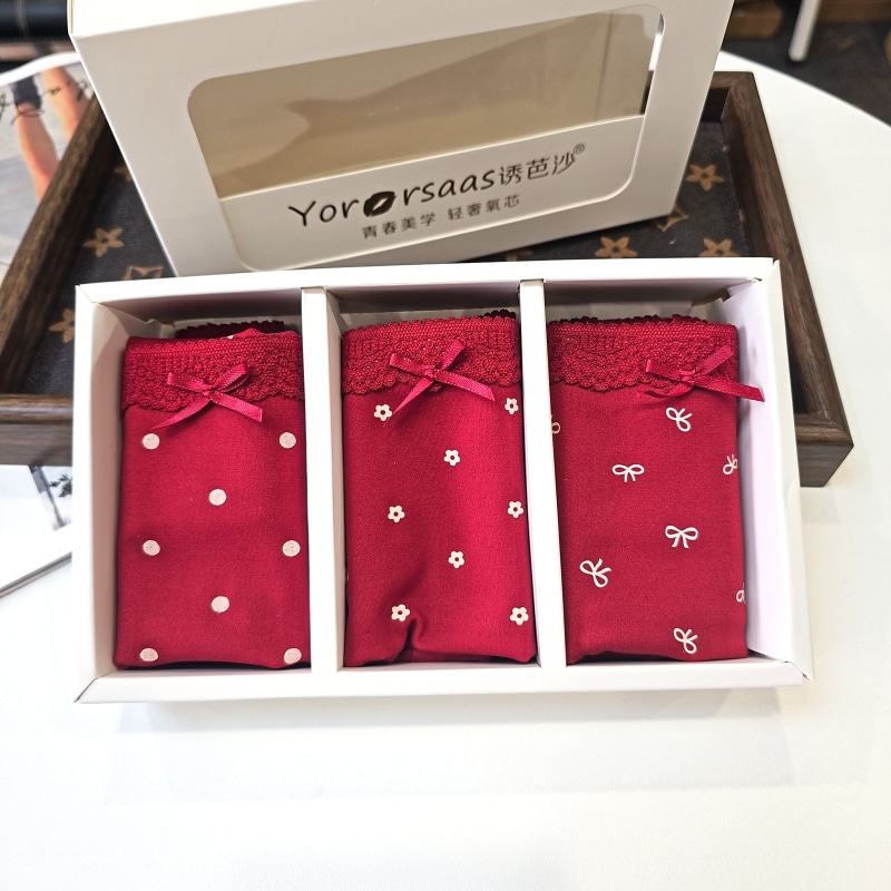 诱芭莎中低腰平角裤红色本命年无痕裸感面料内裤纯棉底档K2079