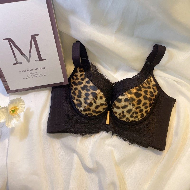 收副乳豹纹内衣女性感小胸聚拢文胸蕾丝中薄厚可选软钢圈海绵四扣