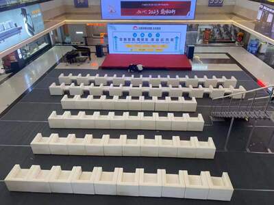 全保定市雄安新区等地区提供租赁各种活动桌椅沙发长条桌折叠椅