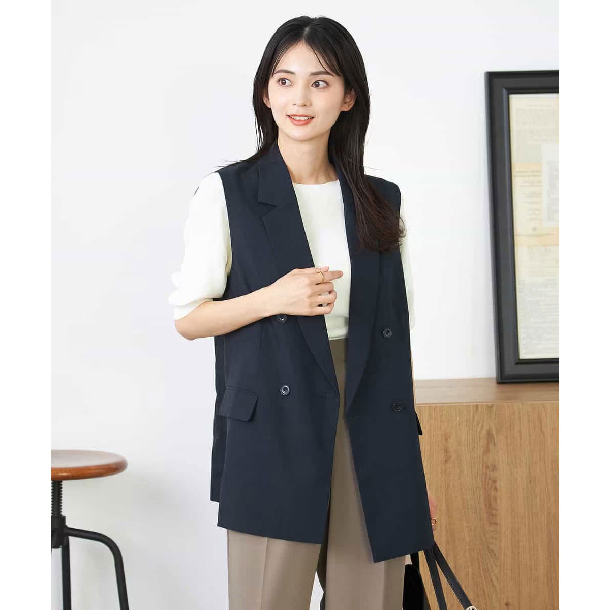 日单春夏新款通勤百搭翻领双排扣西装马夹