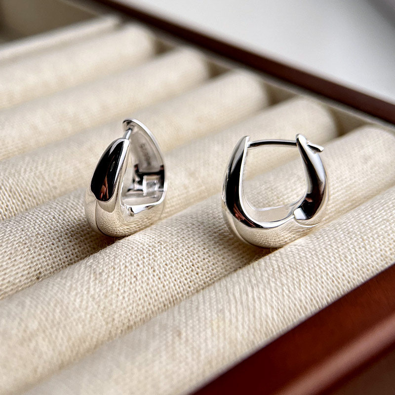 马蹄耳环女S925纯银耳钉原创气质精致百搭小众设计感耳饰大气礼物,饰品/流行首饰/时尚饰品新,银饰耳饰,淘宝优惠券,粉丝福利购,淘宝优惠卷