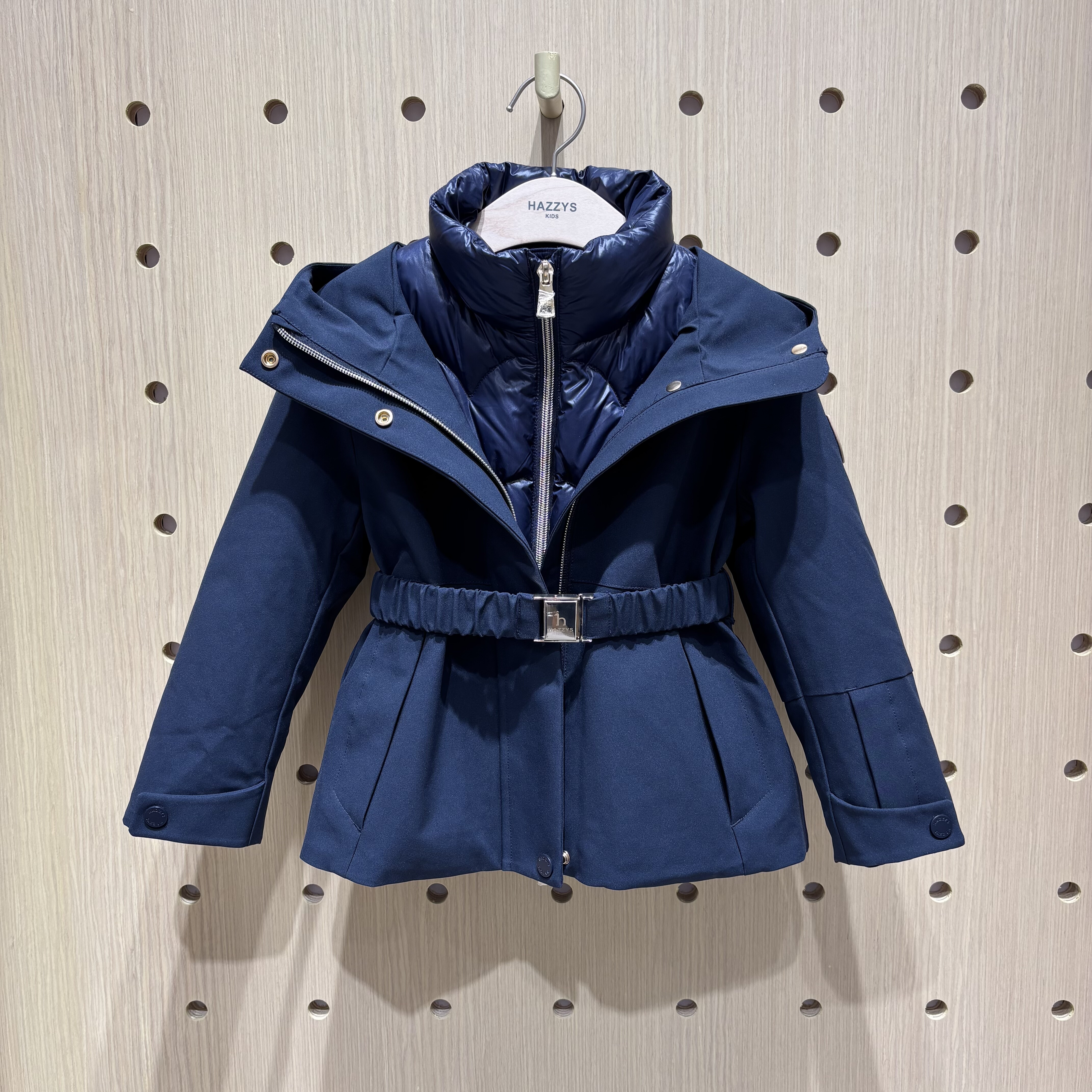 Hazzys 哈吉斯童装专柜同款HZTDGD03CR153 冬羽绒服 不退不换