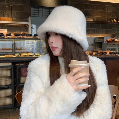 过冬B备两戴温暖奶油色系软糯毛毛渔夫帽女博主穿搭仿皮草盆帽潮