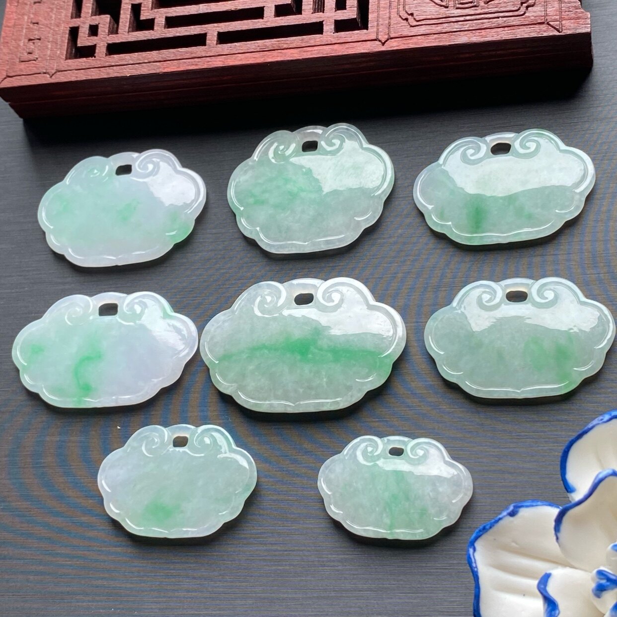 天然缅甸A货翡翠长命百岁平安锁