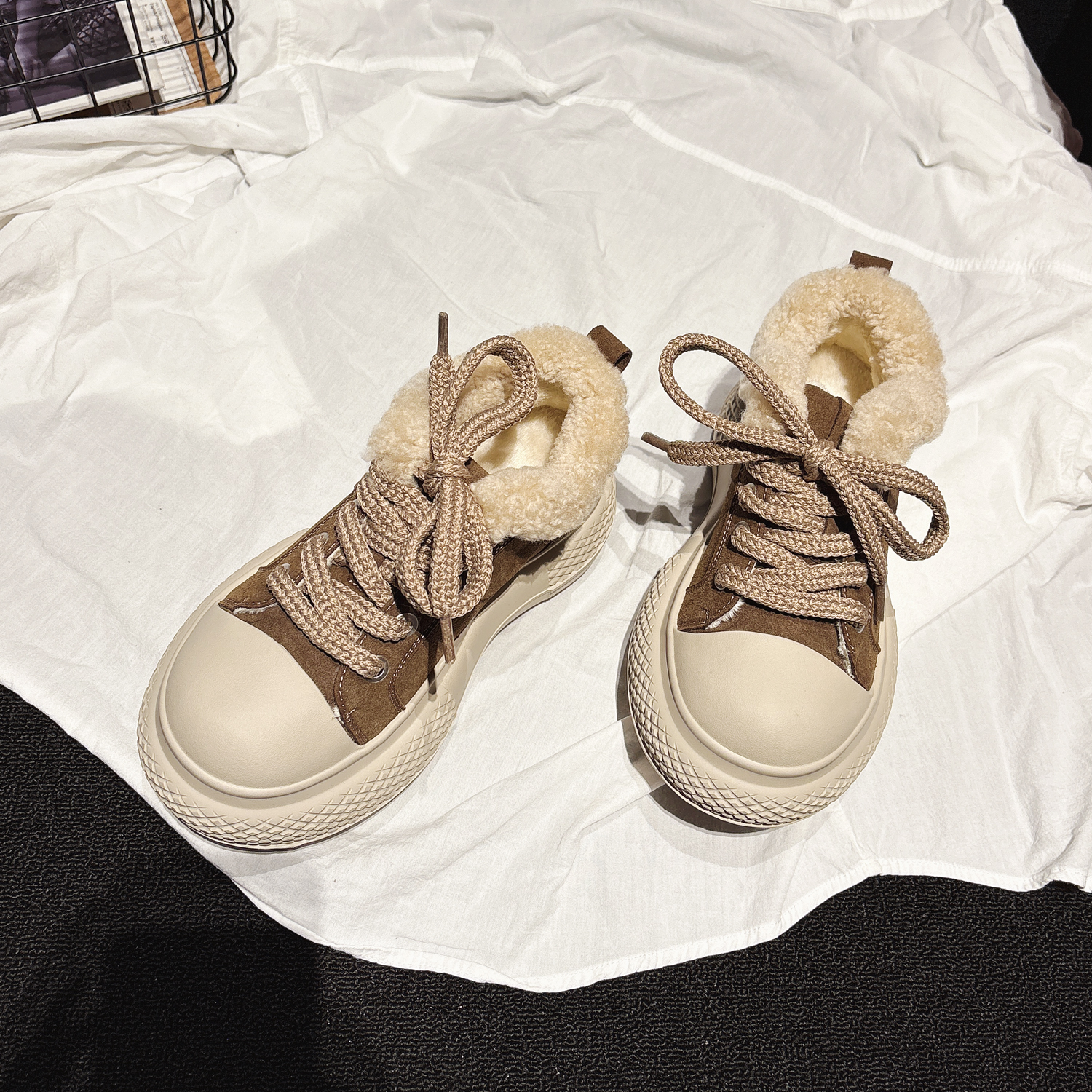 厚底增高真皮羊毛大头休闲板鞋女