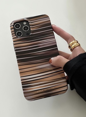 MOKASTUDIOS原创设计简约复古秋冬简约条纹适用于苹果14promax手机壳13pro黑边全包软壳保护套12防摔高级感
