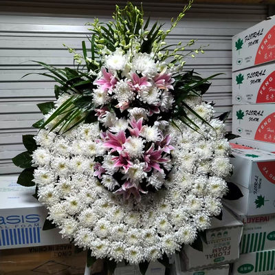 上海同城快递殡葬葬礼落葬龙华宝兴宝山益善殡仪馆白菊花鲜花花圈