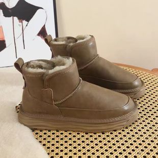 tx11.18 防水皮面中筒雪地靴 8898 男士