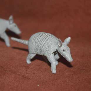 犰狳 safari 场景摆件 仿真野生塑胶动物模型玩具 铠鼠 儿童认知