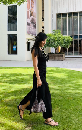 TANG TOWN 自制 摩登都市优雅 纯棉黑色肌理皱纹前后开叉半裙