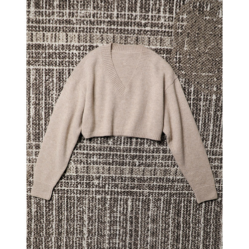 TANG TOWN自制 短版塑造瘦高比例 焕活衣橱各式单品V领针织衫毛衣