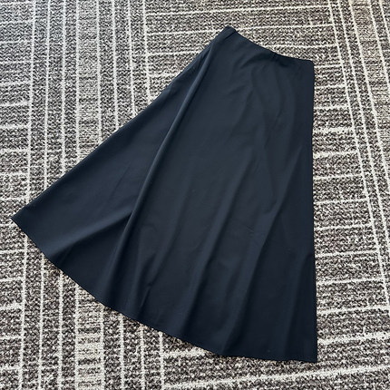 TANG TOWN经典又时髦简约A字半裙女2024年秋季新款时尚TTSZ007