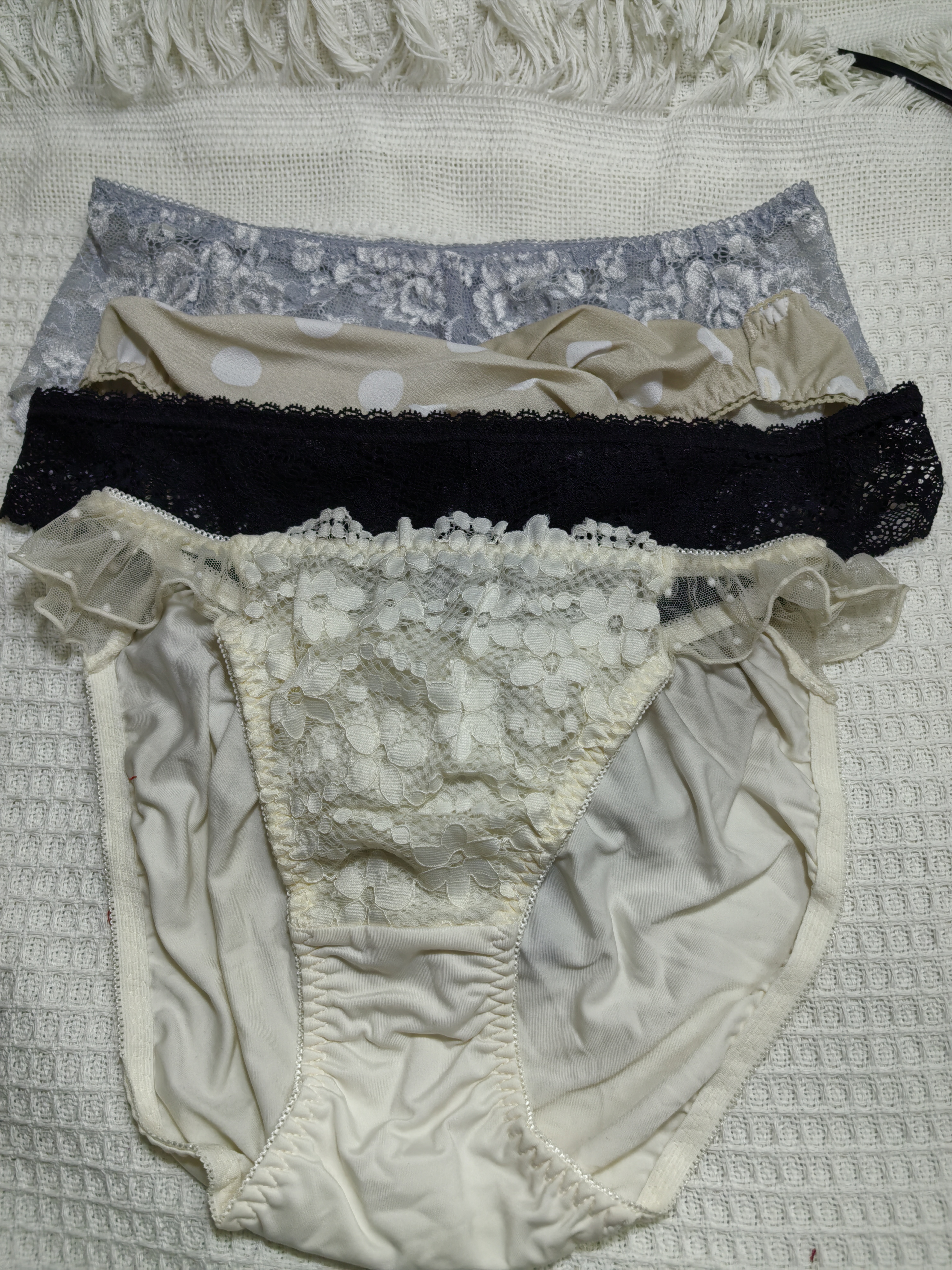 清货M码日韩欧美刺绣三角平角丁字内裤生理裤蕾丝牛奶丝棉内衣