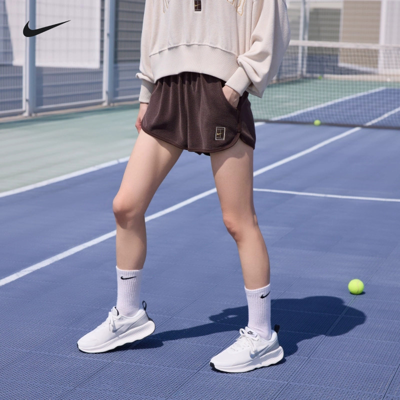 Nike耐克网球短裤女中腰毛圈布复古冬季新款手感舒适FQ2283,运动/瑜伽/健身/球迷用品,网球上装,淘宝优惠券,粉丝福利购,淘宝优惠卷