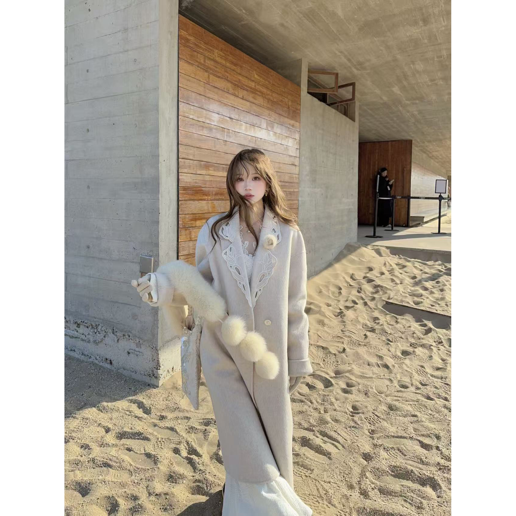 Thecoco 刺绣镂空原创双面呢气质100澳毛大衣女冬季长款毛呢外套