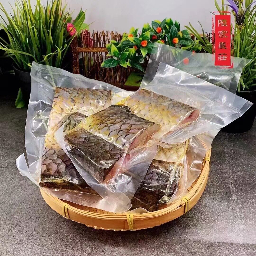 【陆家农庄青鱼干】 小时候，只有过年才会自家晾晒手工鱼，