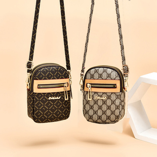 手机包女斜挎2025新款春夏时尚百搭韩系迷你超火小包包女款轻便包