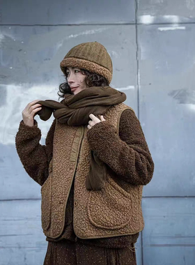 疯子张24冬款双面穿复古羊羔毛马甲保暖文艺宽松坎肩#08411