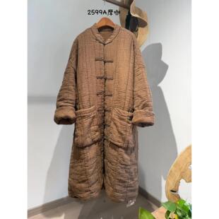 衣牧了然色织皱布亚麻盘扣高品长棉衣2599A