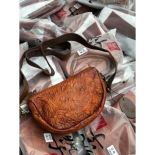 疯子张26春款复古做旧手工擦色单肩斜挎羊皮褶皱包包#4103