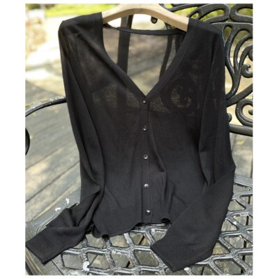 天然空调衫亚麻简约针织V领开衫春夏薄款系扣透气排汗质感防晒衣