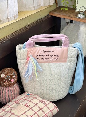 自制韩国ins手提刺绣单肩包浅色清新斜挎水桶包轻便大容量妈咪包