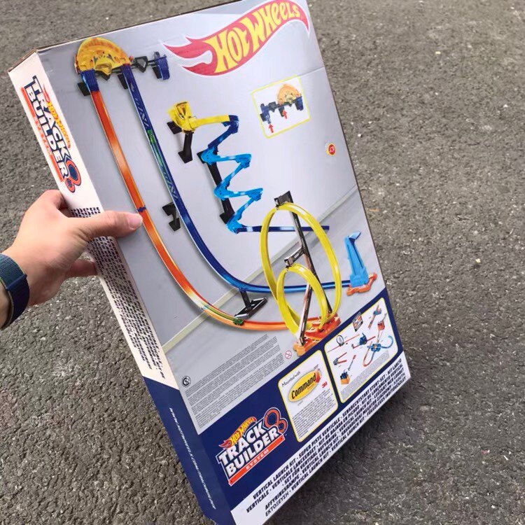 Hotwheels风火轮飞檐走壁螺线盘旋转弯轨道翻滚特技轨道vertical