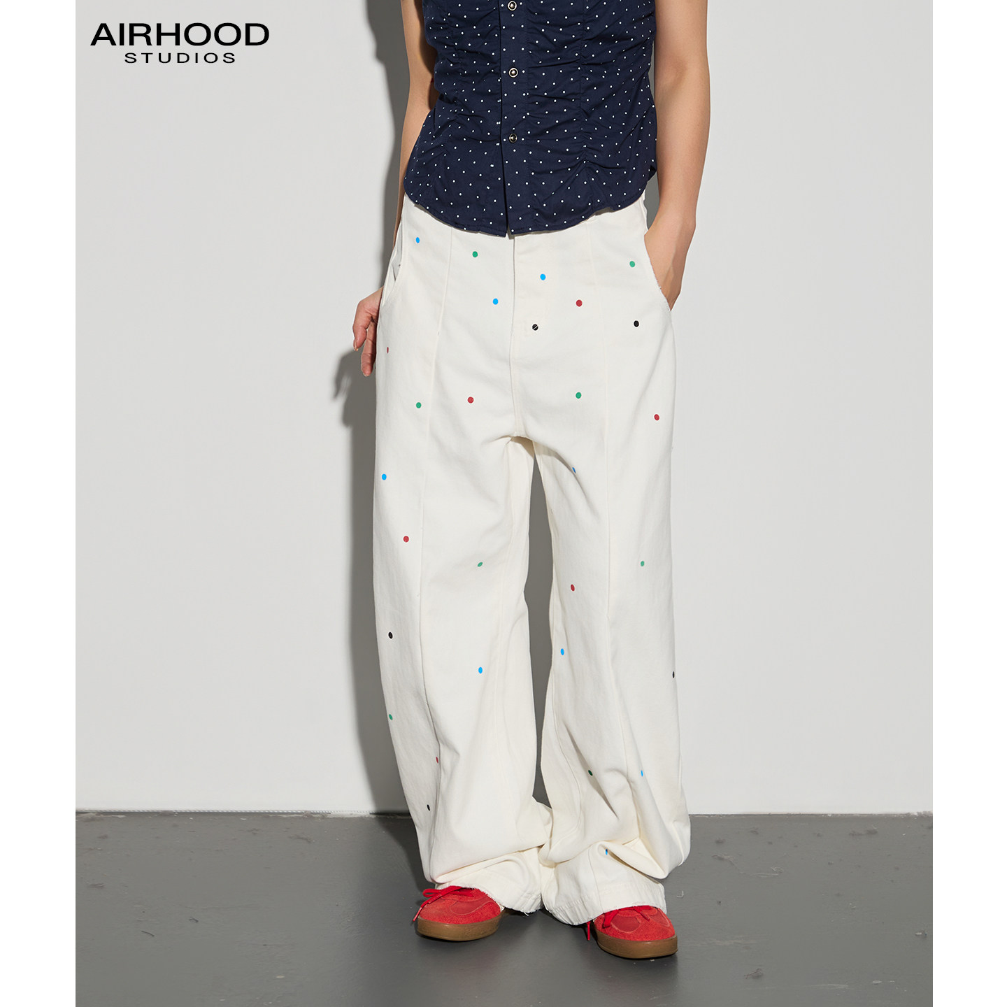 AIRHOOD 美式复古彩色波点白色牛仔裤女宽松直筒长裤丹宁风格秋季