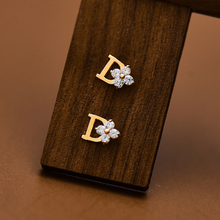 韩国时尚14K黄金耳钉女 高级感镶钻小花字母彩金通勤百搭耳饰礼物