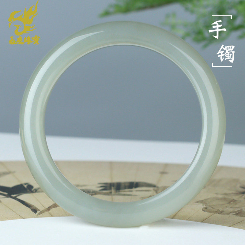 和田玉手镯女款玉镯子青白