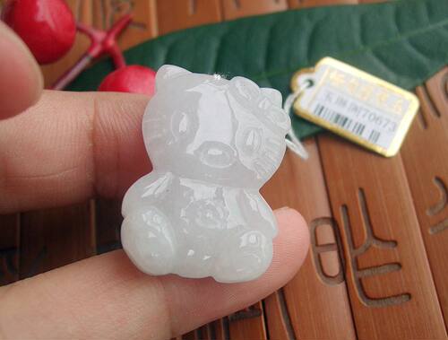 70673实物拍图 缅甸玉 天然A货翡翠玉hellokitty猫KT猫吊坠(大号)
