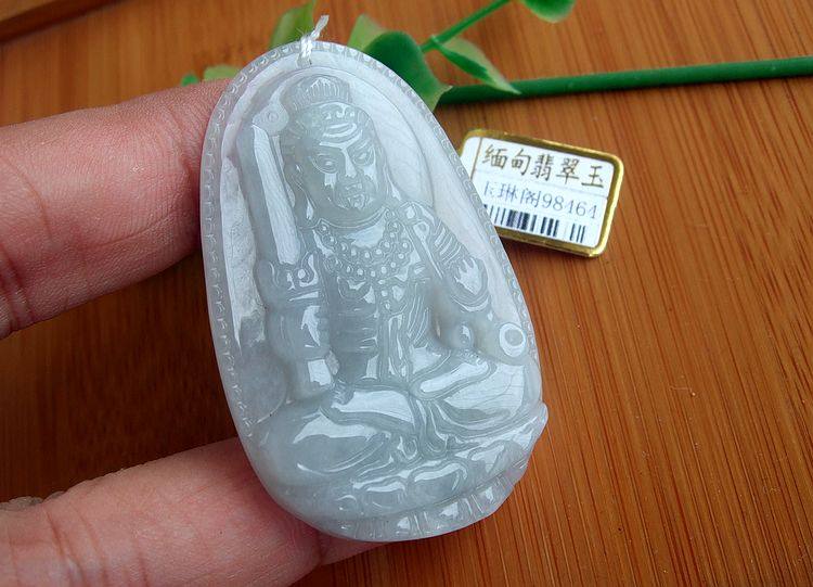天然a货守护神菩萨吊坠缅甸玉