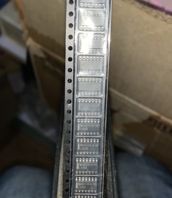 全新原装 SN74LV00ADR 丝印LV00A SN74LV00AD SOP-14 可直