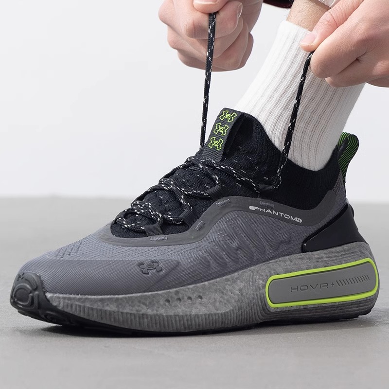 2025春季新款缓震透气跑步鞋