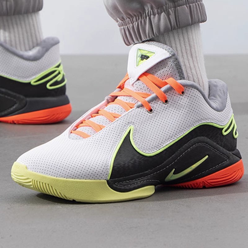 正品耐克男鞋 LEBRON XXII 詹姆斯22代战靴 低帮实战篮球鞋FZ1095