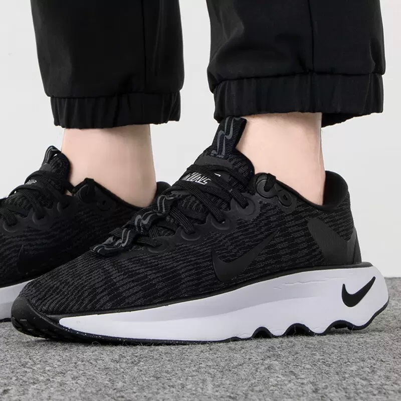 耐克运动健身鞋休闲轻便跑步鞋