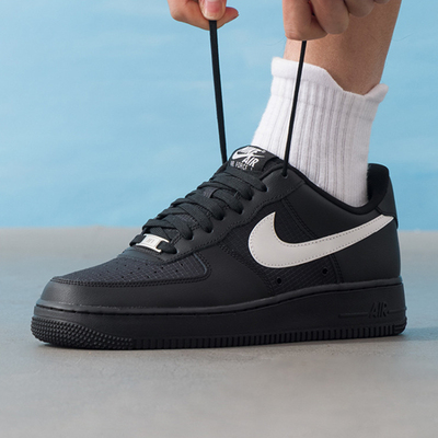 2026新款耐克男鞋 NIKE AIR FORCE 1 '07 LV8 空军一号板鞋IR0952