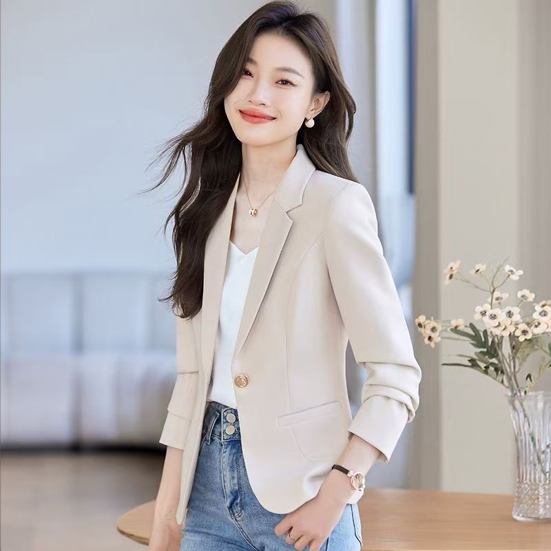 轻熟风米色修身小个子西服上衣