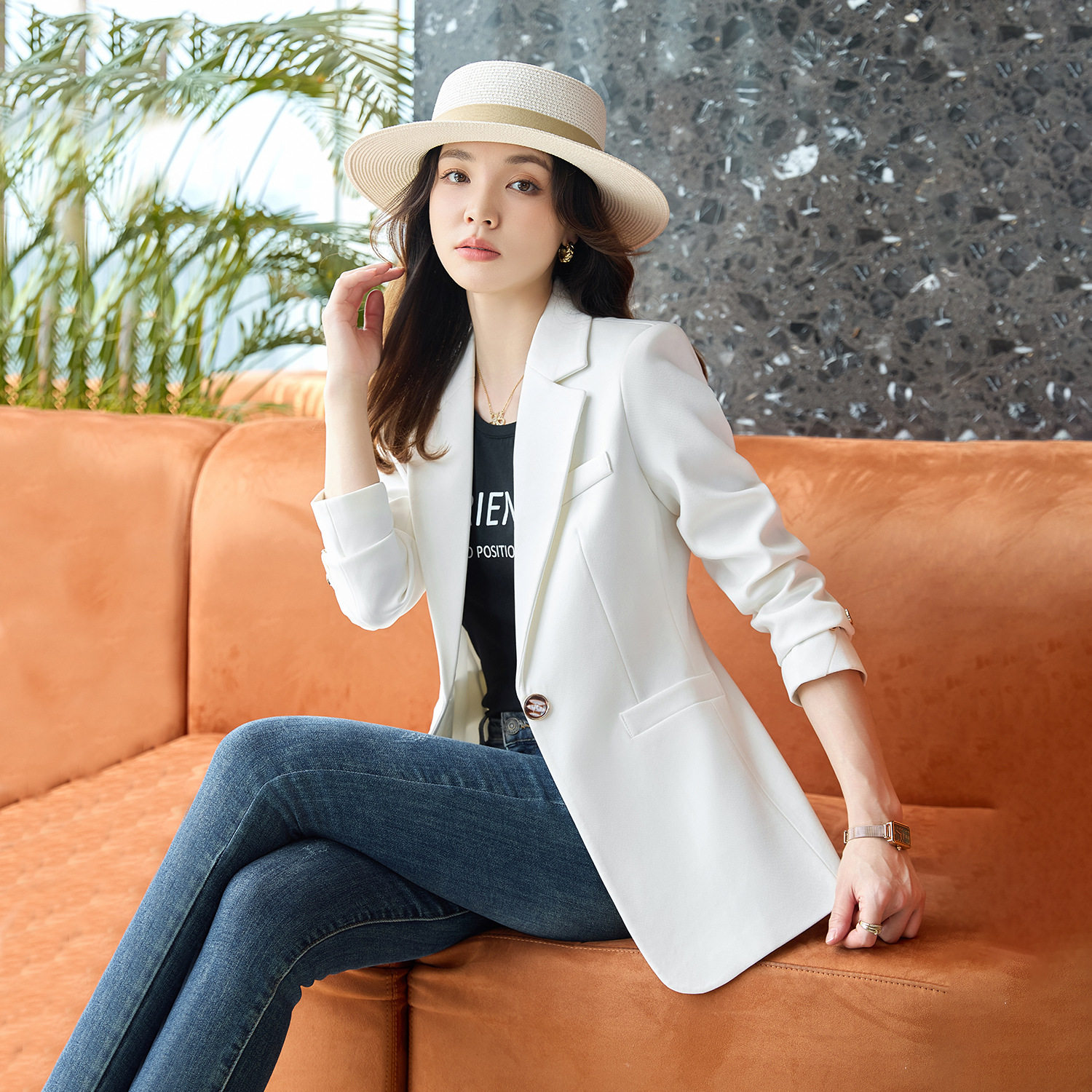 白色西装外套女2025秋季新款设计感小众隐形口袋修身显瘦小西服