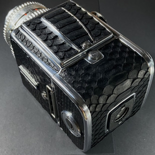 哈苏相机饰皮高定蜥蜴鳄鱼皮纯进口各种系有动物饰皮纯手工制作