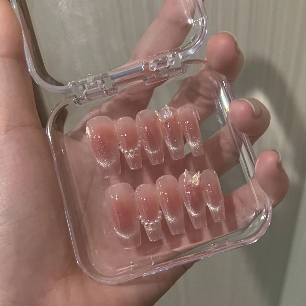 10片手工预制甲猫眼粉色蝴蝶穿戴甲甲片成品可拆卸美甲贴片ins风