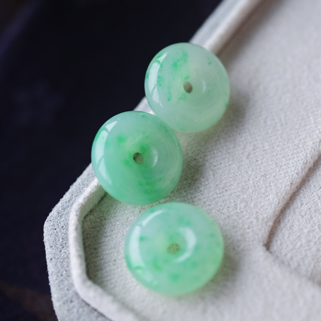 一斤钻戒 天然缅甸A货翡翠 镶嵌精品料 可做戒指手链 平安扣