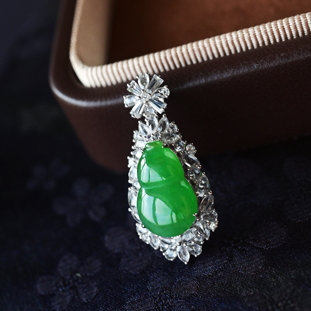 一斤钻戒天然缅甸A货翡翠18K金