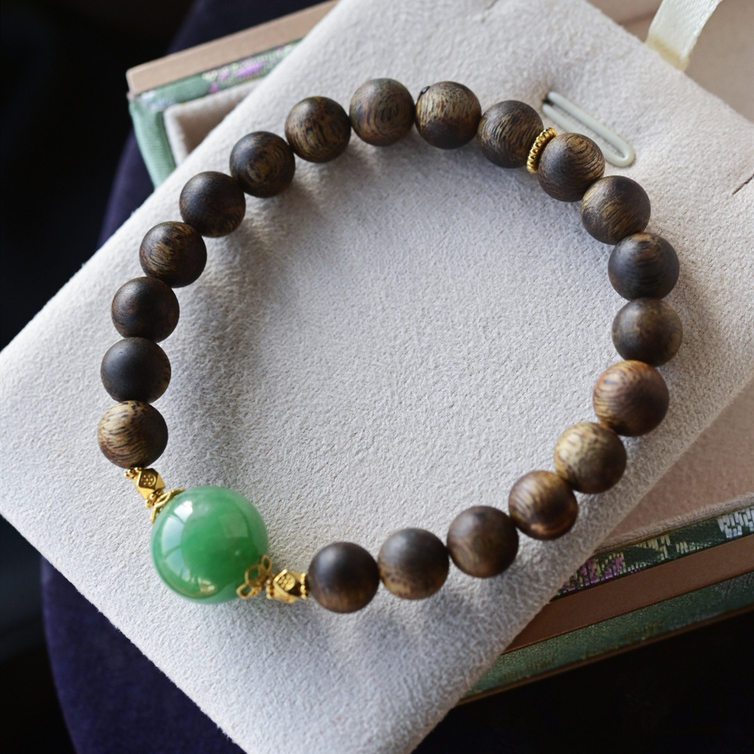 一斤钻戒 天然缅甸A货翡翠手串冰底满绿大圆珠天然沉香手串 18k金