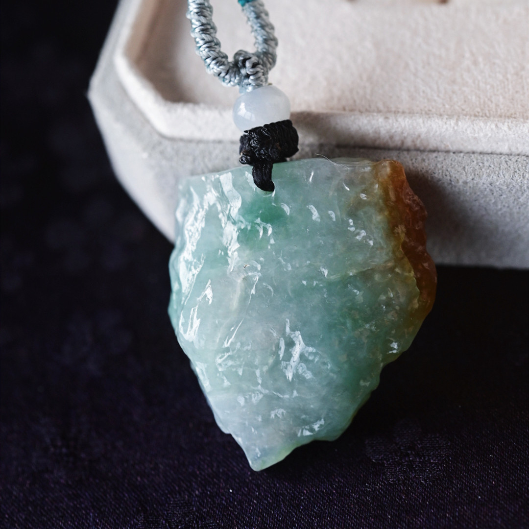 一斤钻戒 天然缅甸A货翡翠吊坠 翡翠黄皮原石吊坠项链