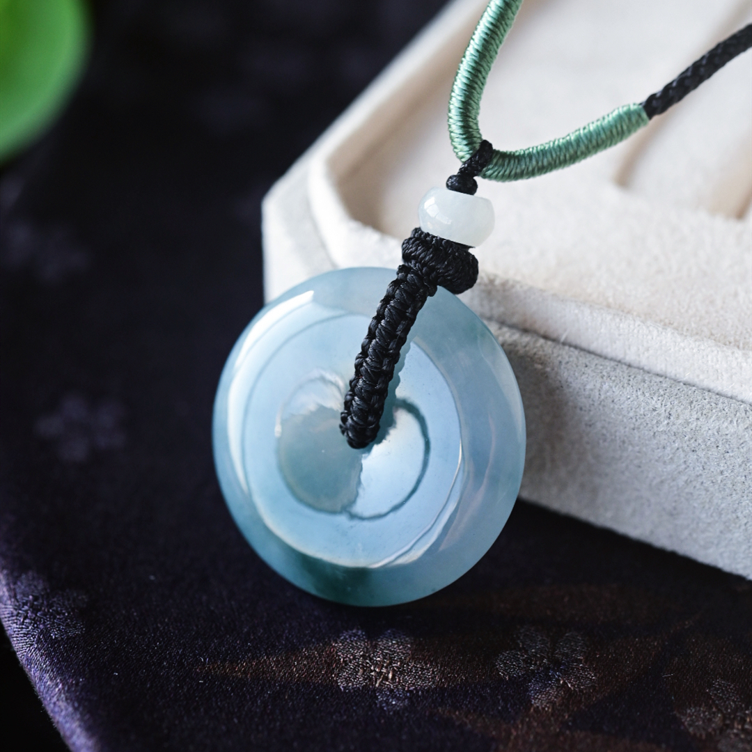 一斤钻戒 天然缅甸A货翡翠吊坠项链 平安扣吊坠