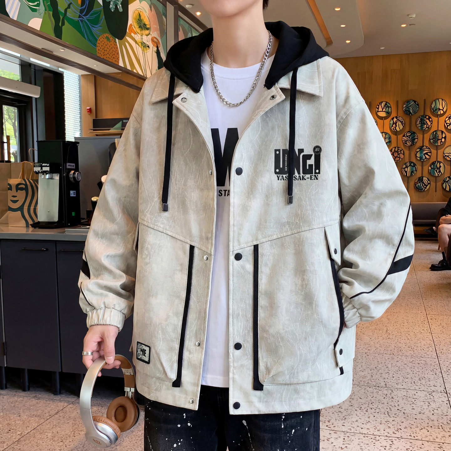 春秋季新款冲锋外套男孩初高中学生潮流帅气夹克青少年上衣服男装