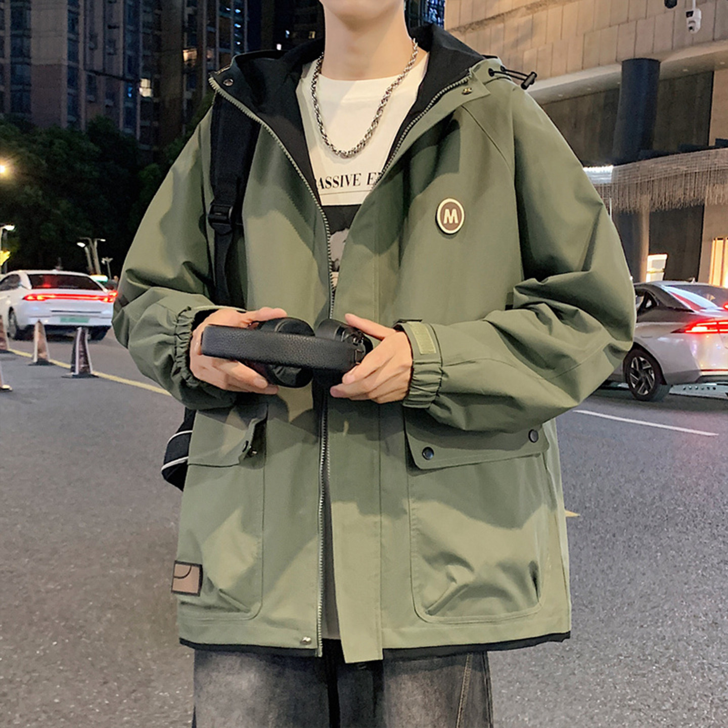 春秋季新款外套男生初中高中学生工装夹克青少年冲锋衣服男装潮牌