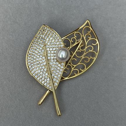 极亮正圆纯白丝滑全无瑕 高品质天然白色AK珍珠胸针胸花7mm金树叶